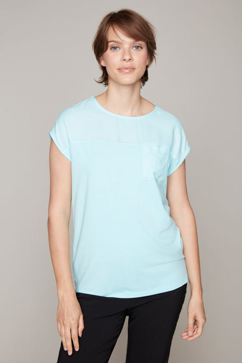 WhiteknitTopwithdiamondblingandpocket