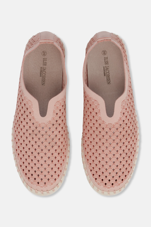 Eco-Chic Comfort: Ilse Jacobsen Tulip Recycled Slip-On Shoes - Adobe Rose