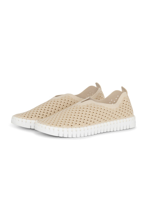 Eco-Chic Comfort: Ilse Jacobsen Tulip Recycled Slip-On Shoes